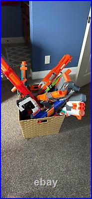 17 Nerf Blasters, 15 Nerf Magazines, 17 Nerf Accessories, 300 Nerf Darts