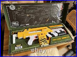 NERF Aliens Blaster M41A Pulse Rifle Limited Edition Exclusive Replica New